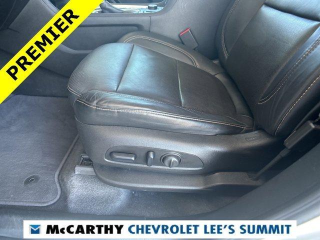 2018 Iridescent Pearl Tricoat Chevrolet Traverse