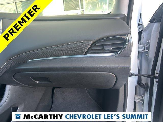 2018 Iridescent Pearl Tricoat Chevrolet Traverse