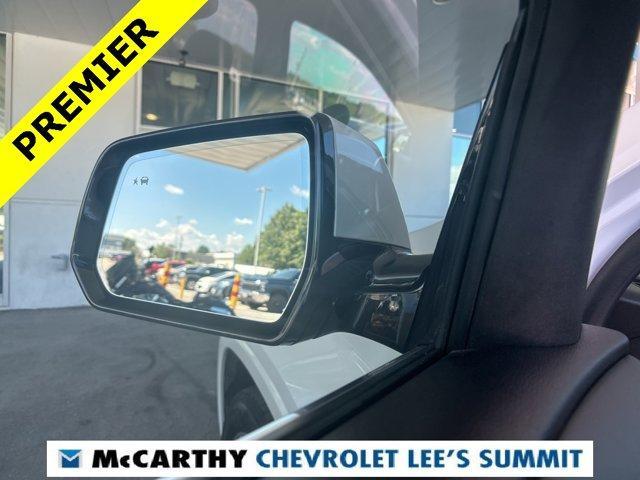 2018 Iridescent Pearl Tricoat Chevrolet Traverse