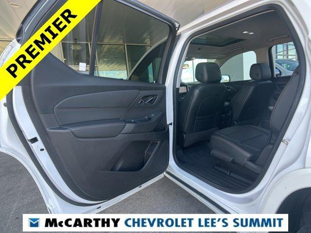 2018 Iridescent Pearl Tricoat Chevrolet Traverse