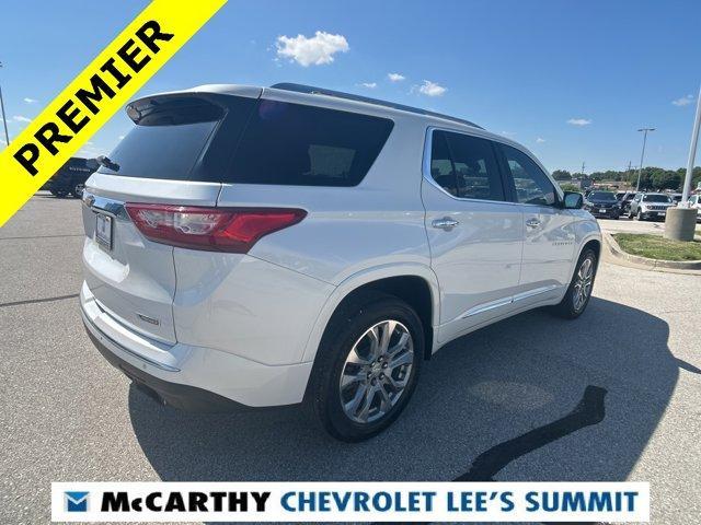 2018 Iridescent Pearl Tricoat Chevrolet Traverse