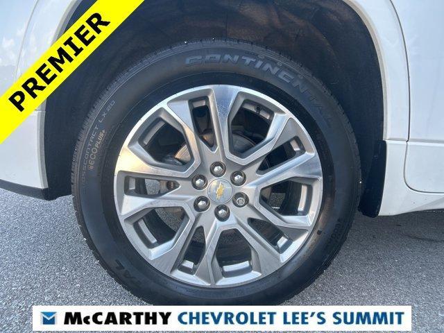 2018 Iridescent Pearl Tricoat Chevrolet Traverse