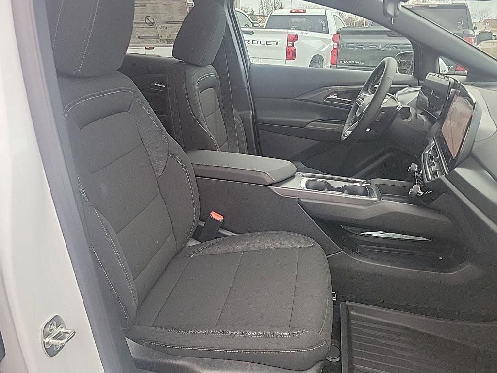 new 2026 Chevrolet Equinox EV car, priced at $27,850