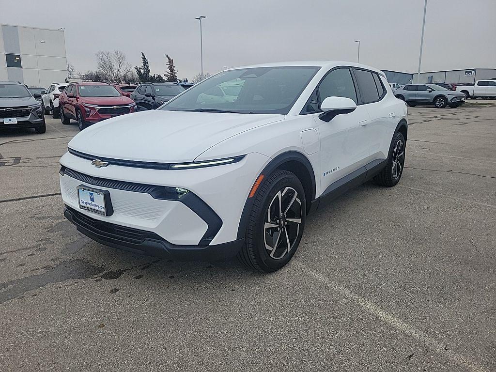 new 2026 Chevrolet Equinox EV car, priced at $27,850
