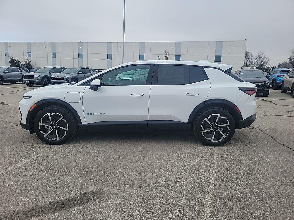 new 2026 Chevrolet Equinox EV car, priced at $27,850