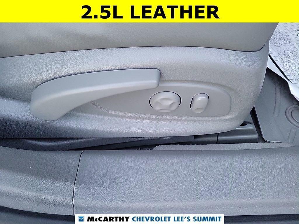 used 2014 Chevrolet Impala car, priced at $9,500