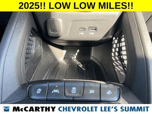 used 2025 Chevrolet TrailBlazer car, priced at $23,000