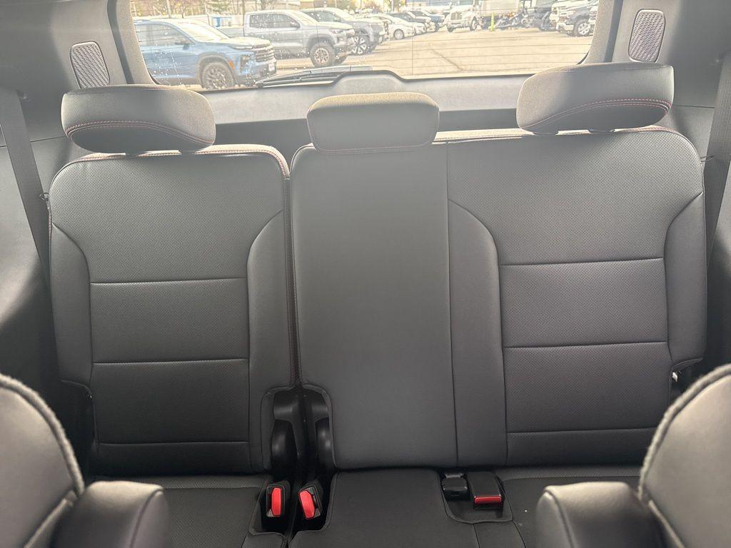 new 2026 Chevrolet Traverse car, priced at $55,634