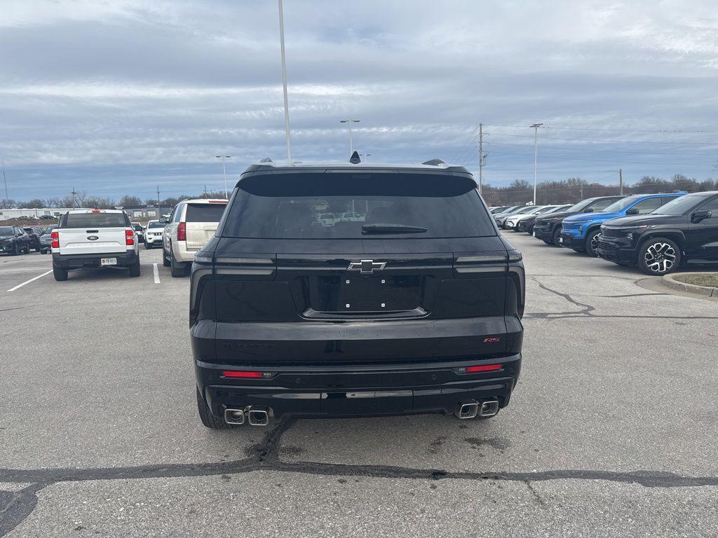 new 2026 Chevrolet Traverse car, priced at $55,634