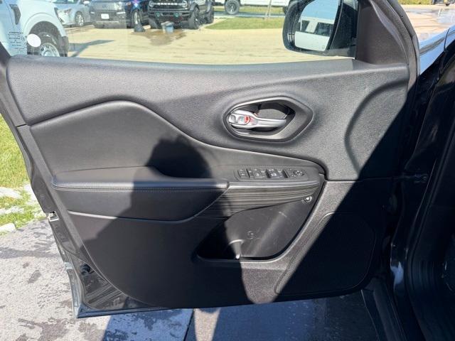 used 2016 Jeep Cherokee car, priced at $11,000