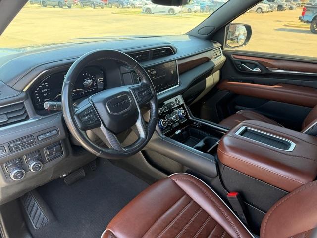 used 2023 GMC Yukon XL car, priced at $65,000