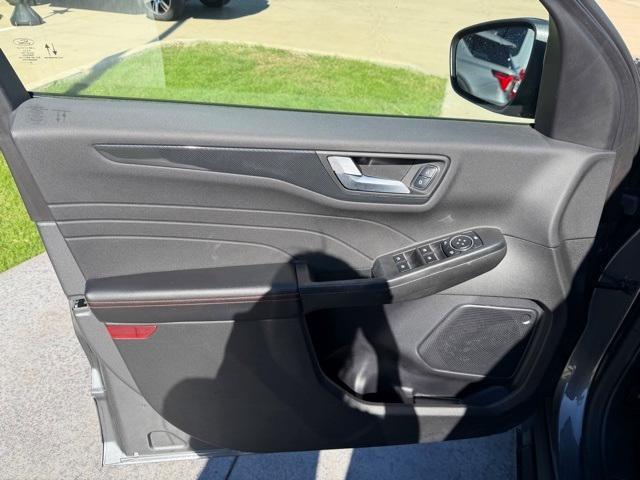 used 2023 Ford Escape car, priced at $20,000