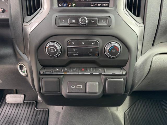 used 2024 Chevrolet Silverado 1500 car, priced at $32,000