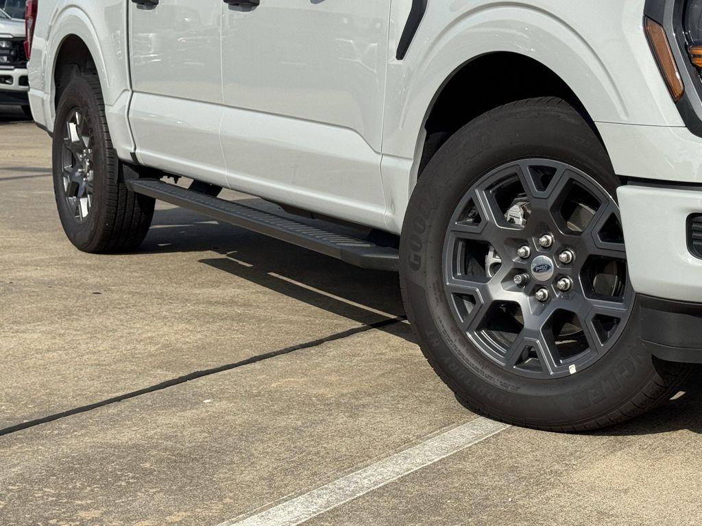 new 2026 Ford F-150 car, priced at $41,222