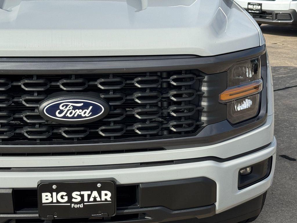 new 2026 Ford F-150 car, priced at $41,222