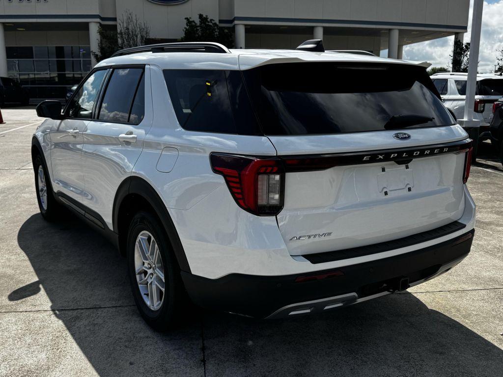 new 2026 Ford Explorer car, priced at $41,220