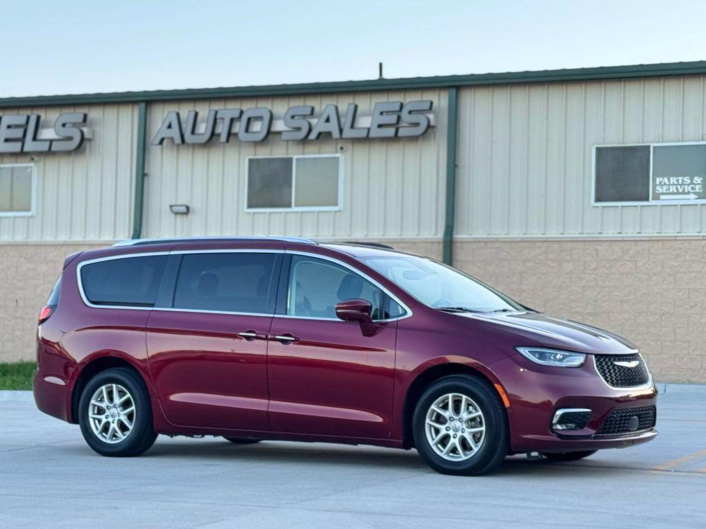 used 2021 Chrysler Pacifica car, priced at $20,450