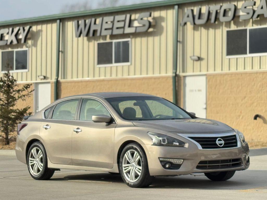used 2014 Nissan Altima car, priced at $9,950