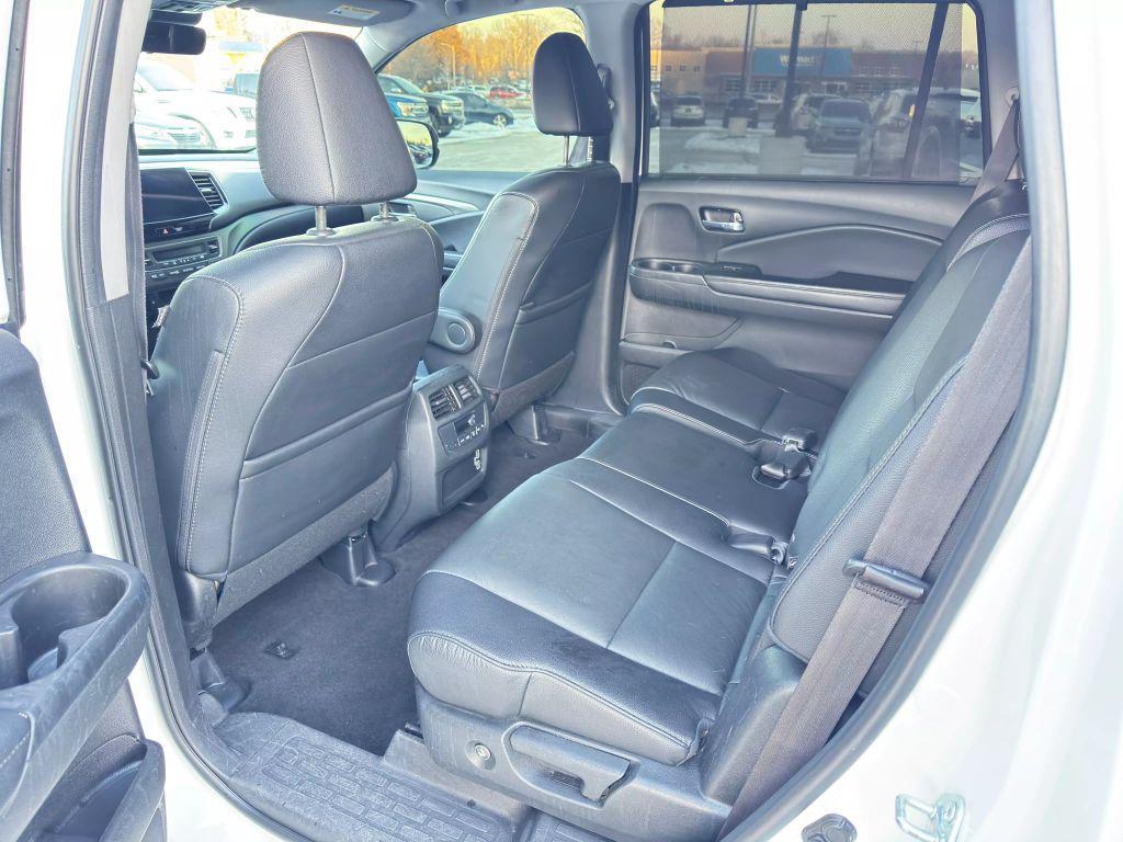 used 2022 Honda Pilot car, priced at $20,250