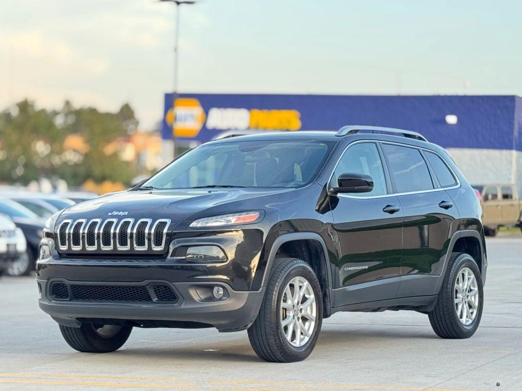 used 2017 Jeep Cherokee car, priced at $13,850