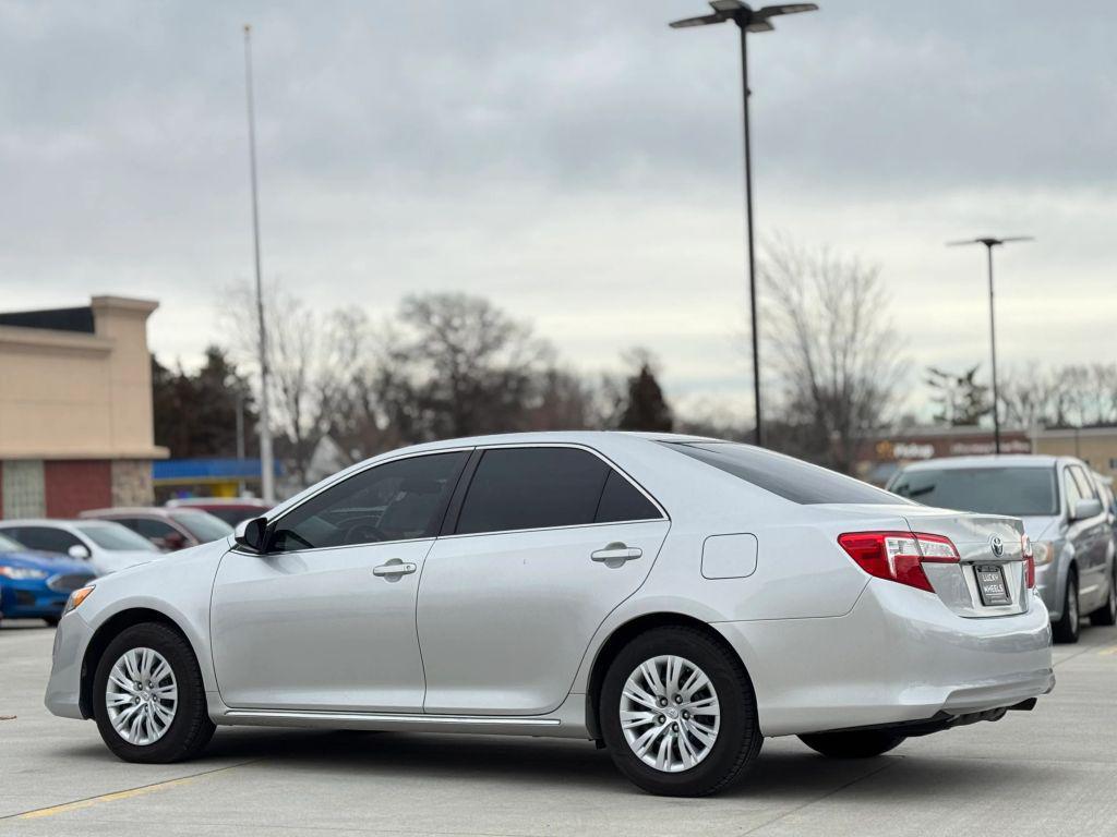 used 2014 Toyota Camry Hybrid car, priced at $13,250