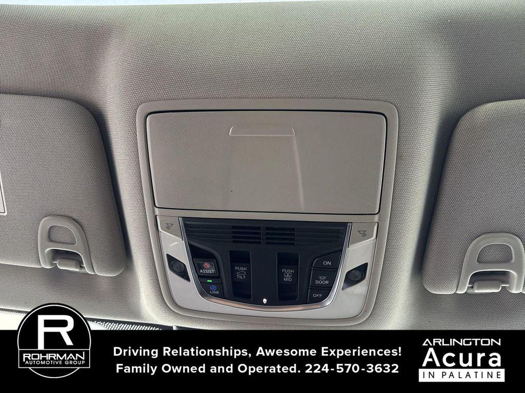 used 2023 Acura MDX car, priced at $39,995