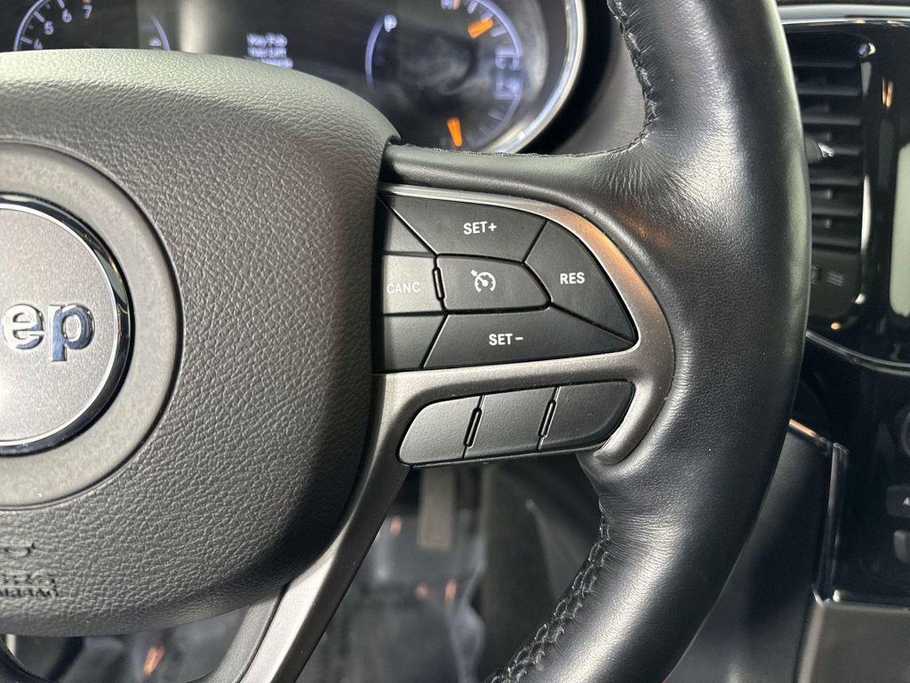 used 2022 Jeep Grand Cherokee car, priced at $24,997