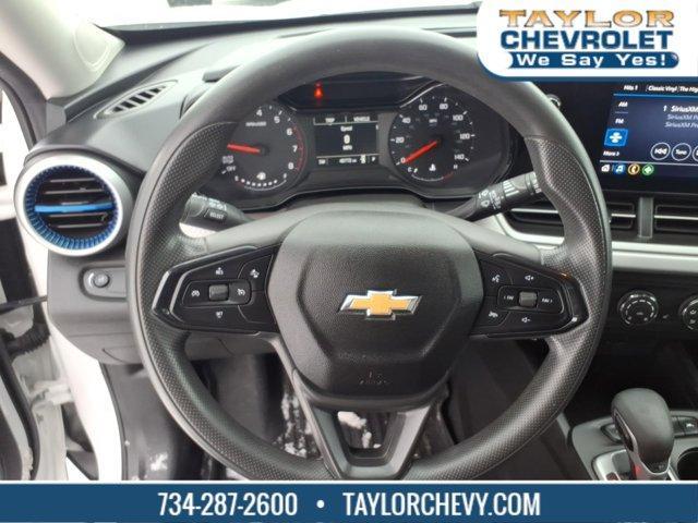 used 2024 Chevrolet Trax car, priced at $20,995