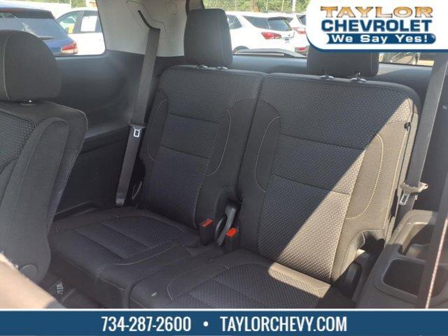 used 2023 GMC Acadia car, priced at $29,595