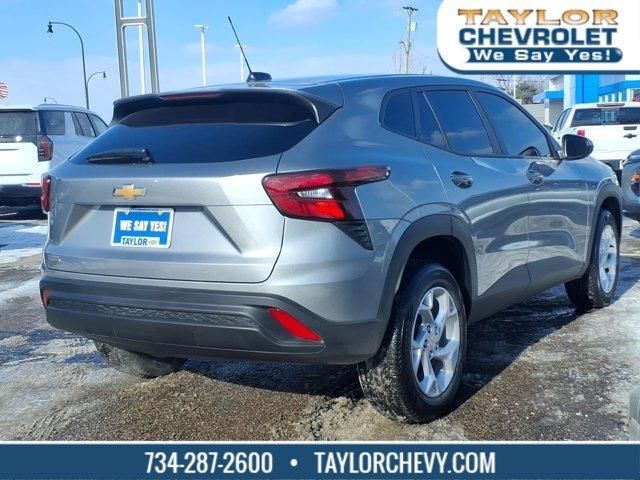 used 2025 Chevrolet Trax car, priced at $23,995