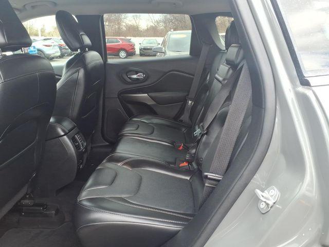 used 2019 Jeep Cherokee car, priced at $17,995