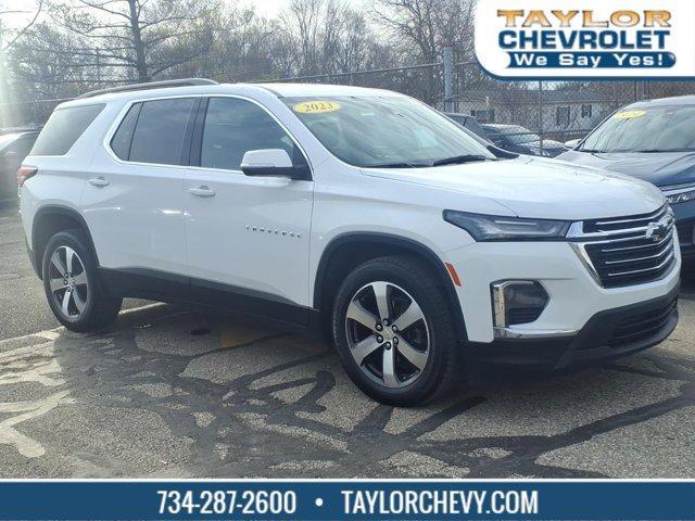 used 2023 Chevrolet Traverse car, priced at $34,995