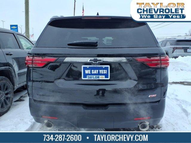 used 2023 Chevrolet Traverse car, priced at $34,995