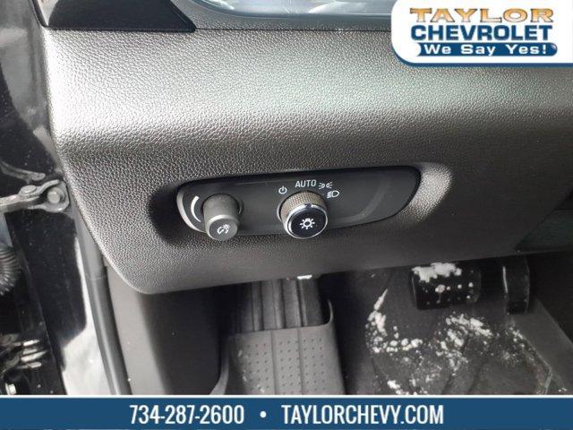 used 2023 Chevrolet Traverse car, priced at $34,995