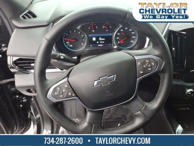 used 2023 Chevrolet Traverse car, priced at $34,995