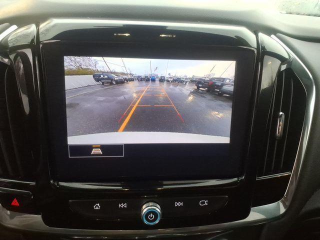 used 2023 Chevrolet Traverse car, priced at $29,995