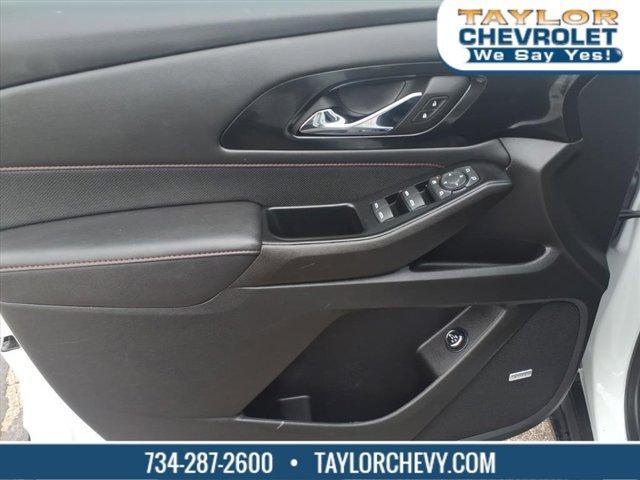 used 2023 Chevrolet Traverse car, priced at $36,995