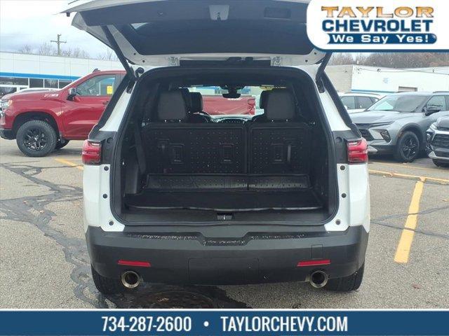 used 2023 Chevrolet Traverse car, priced at $36,995