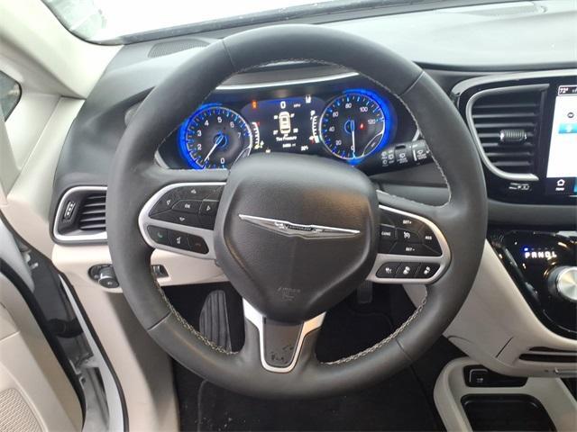 used 2024 Chrysler Pacifica car, priced at $29,995