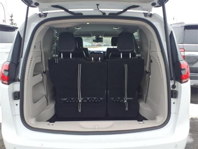 used 2024 Chrysler Pacifica car, priced at $29,995