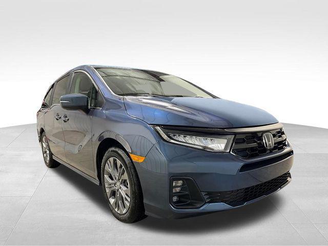 new 2026 Honda Odyssey car, priced at $48,990
