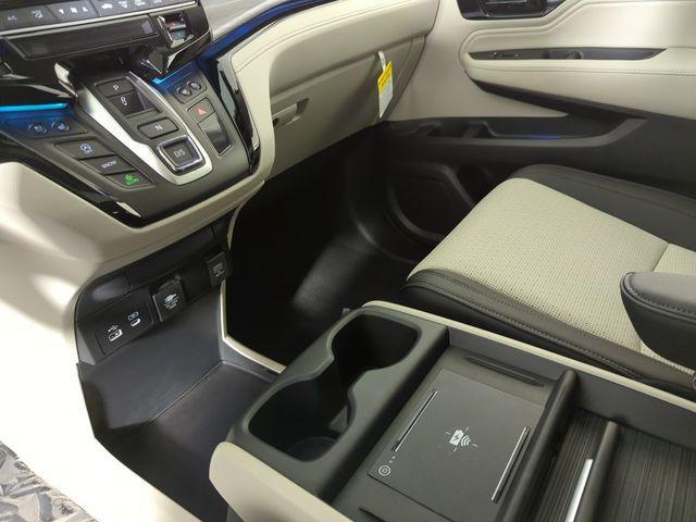 new 2026 Honda Odyssey car, priced at $51,190