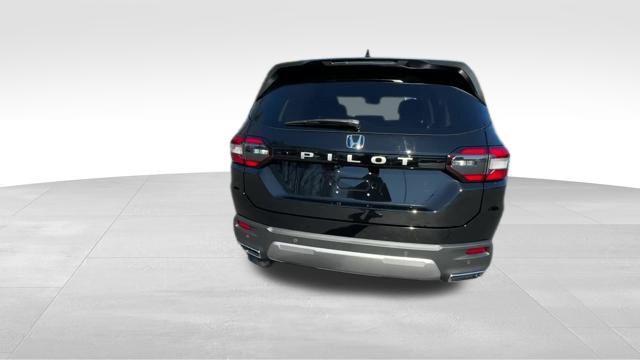 new 2026 Honda Pilot car, priced at $46,740