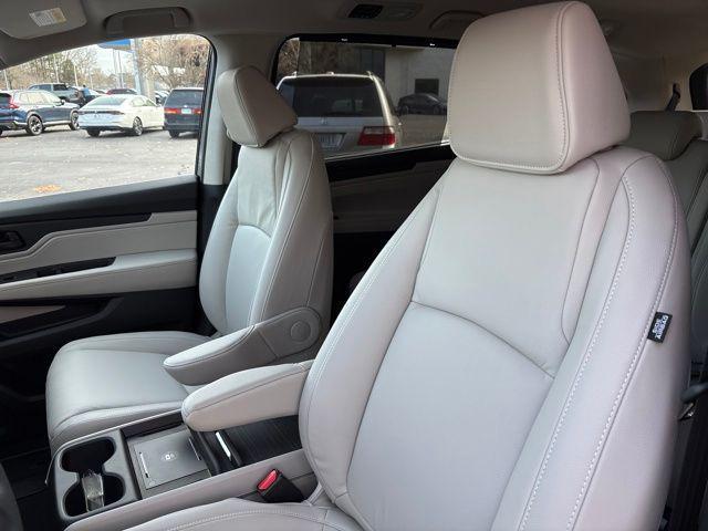 new 2026 Honda Odyssey car, priced at $41,737