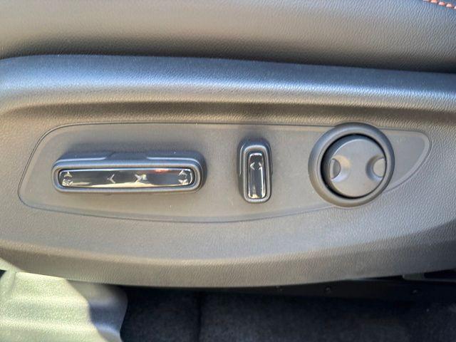 new 2026 Honda CR-V Hybrid car, priced at $38,677