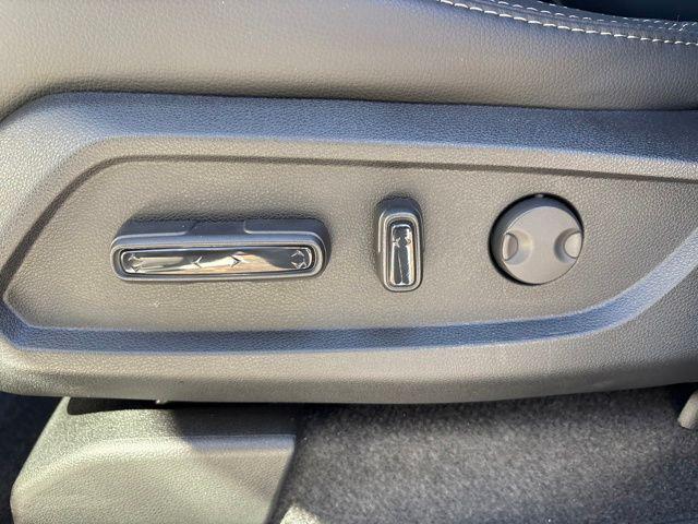 new 2025 Honda Pilot car, priced at $45,343