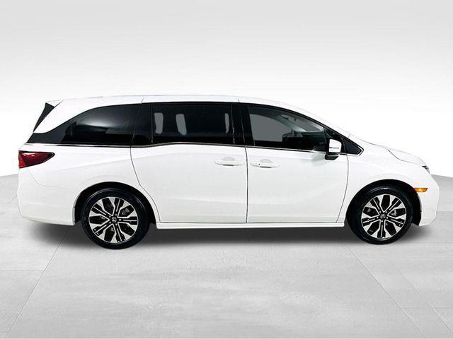 new 2026 Honda Odyssey car, priced at $53,645