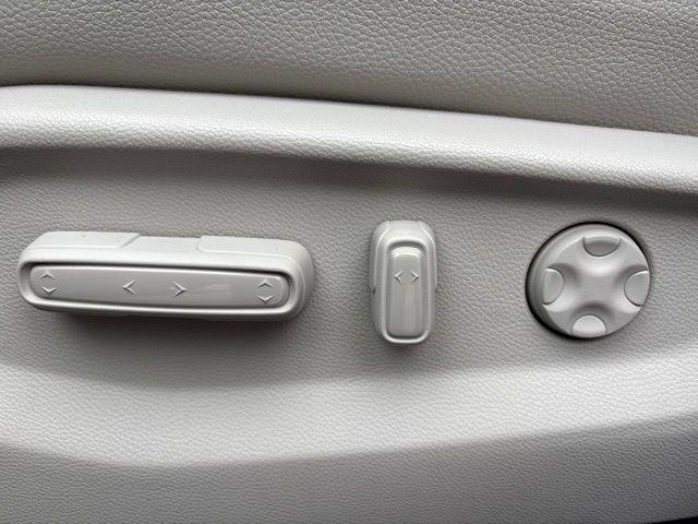 new 2026 Honda Odyssey car, priced at $42,683