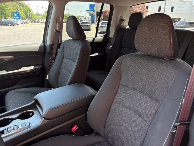 used 2025 Honda Ridgeline car, priced at $35,100