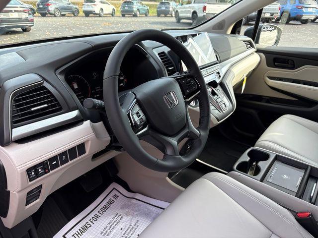 new 2026 Honda Odyssey car, priced at $45,320